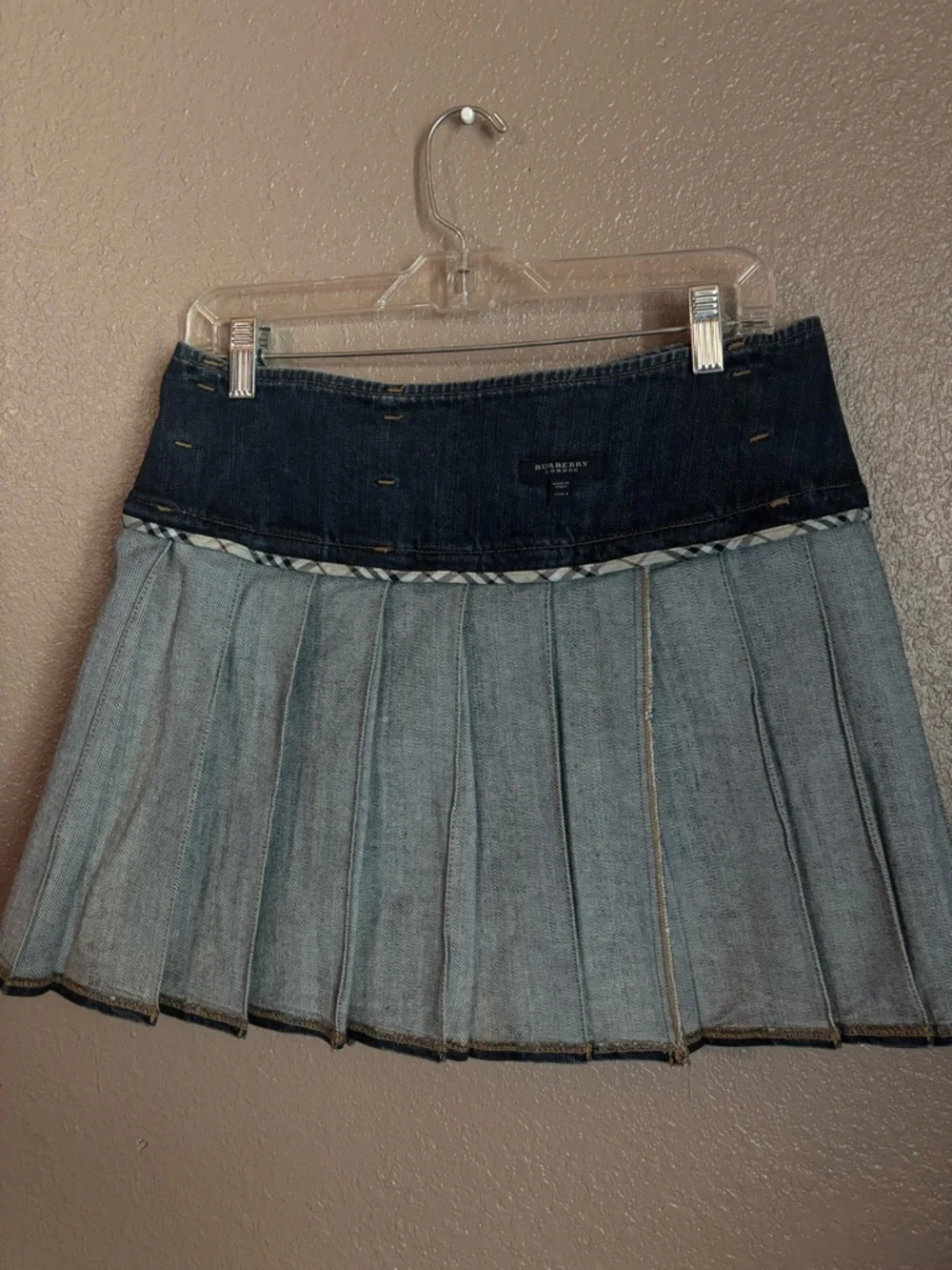 Burberry Dark Blue Denim Pleated Mini Skirt with Brown Double Belts - Picture 7 of 11